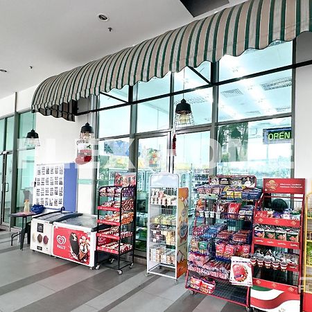 Colour-Theme Designed, Private Studio Home, Cybersquare 27B Cyberjaya, Flexihome-My Εξωτερικό φωτογραφία