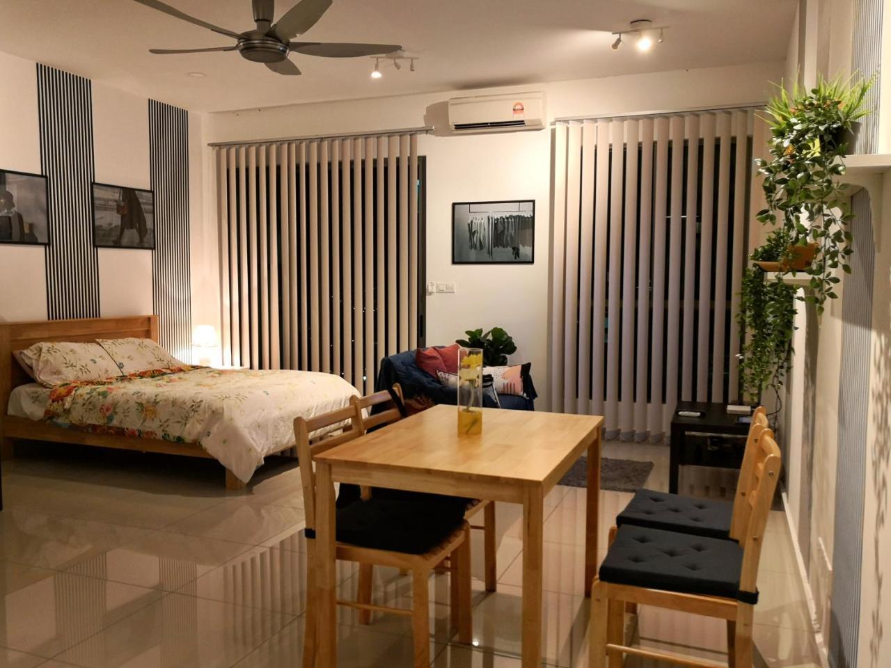 Colour-Theme Designed, Private Studio Home, Cybersquare 27B Cyberjaya, Flexihome-My Εξωτερικό φωτογραφία